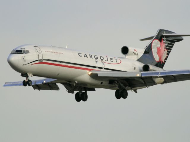 BOEING 727-200 (C-FCJP)