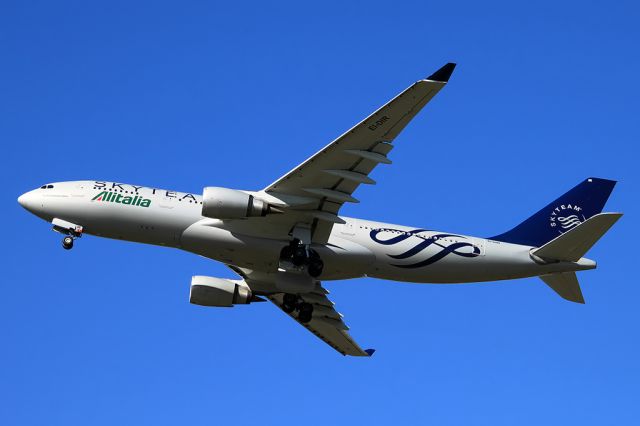 Airbus A330 (EI-DIR)