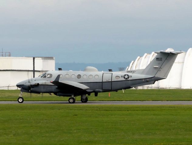 Beechcraft Super King Air 350 (09-0637)