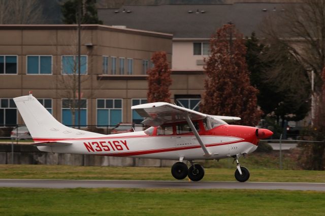 Cessna Skylane (N3516Y)