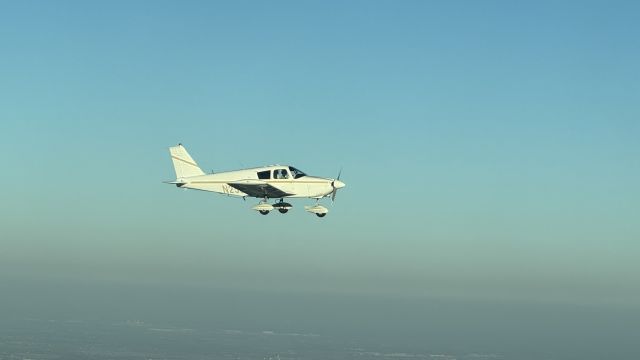 Piper Cherokee (N253WM)