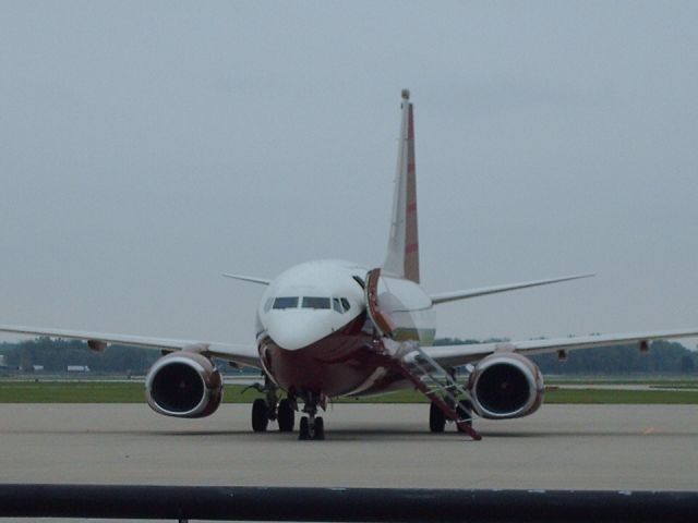 Boeing 737-700 (N888TY)