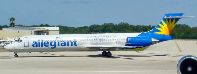 McDonnell Douglas MD-87 (N949MA) - Taken April of 2009 on my way home from the Kennedy Space Center open house.  