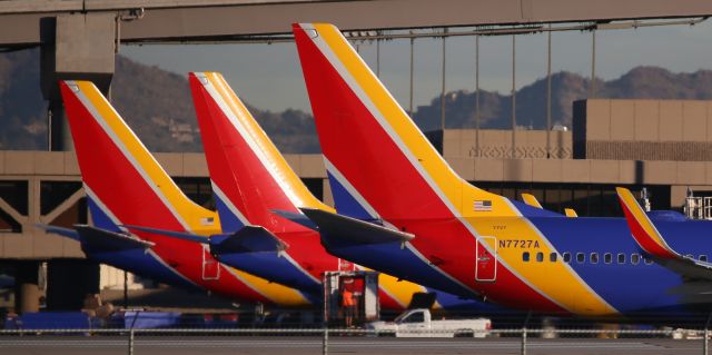 Boeing 737-700 (N7727A) - 28 Dec 18