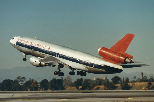 McDonnell Douglas DC-10 (N150US)