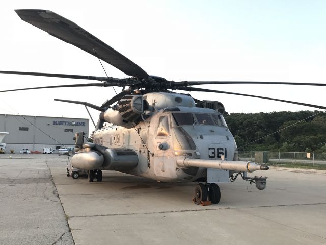 — — - US Marine Corps Sikorsky CH-53E Super Stallion on display at Hawthorne Global Aviation Services.