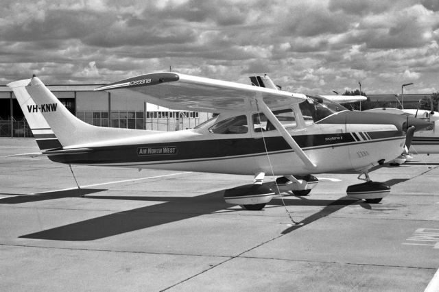 Cessna Skylane (VH-KNW) - AIR NORTH WEST - CESSNA 182Q - REG VH-KNW (CN 182-65309) - ESSENDON MELBOURNE VIC. AUSTRALIA - YMEN (14/9/1980)