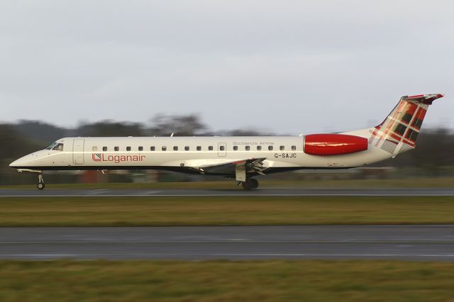 Embraer ERJ-145 (G-SAJC)