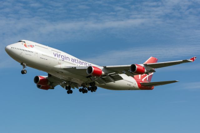 Boeing 747-400 (G-VHOT)