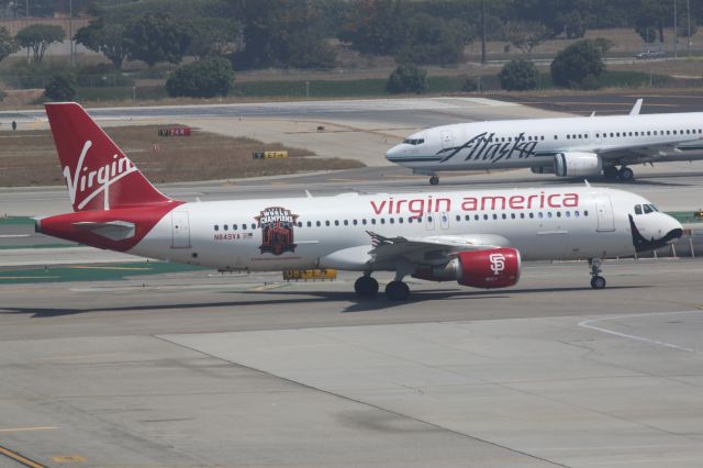 Airbus A320 (N849VA)