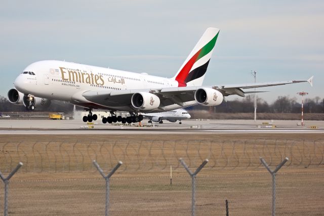 Airbus A380-800 (A6-EUL)