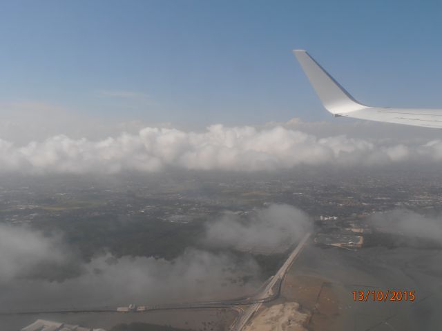 Boeing 737-800 (VH-YIB) - Virgin Australia Boeing 737-800 from Denpasar to Perth Airport. Moments after takeoff from Denpasar. 