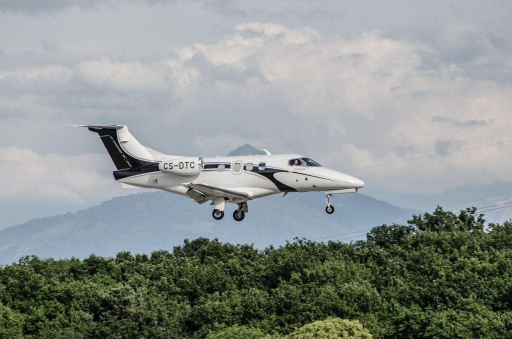 Embraer Phenom 100 (CS-DTC)