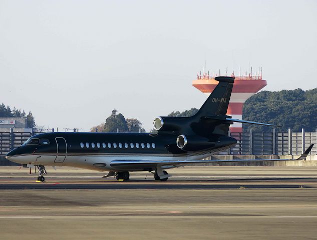 Dassault Falcon 7X (OH-WIX) - I take a picture on Dec 03, 2017.