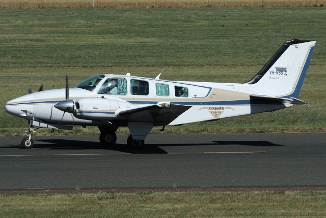 Beechcraft Baron (58) (VH-NSS)