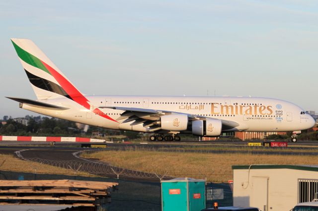 Airbus A380-800 (A6-EDB)