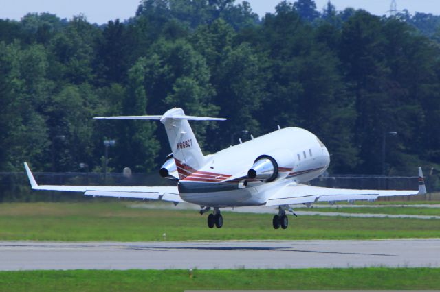 Canadair Challenger (N666CT)