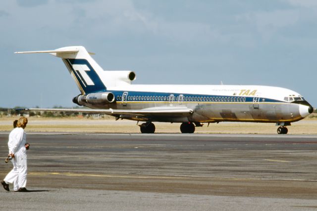 BOEING 727-200 (VH-TBM) - TRANS AUSTRALIA AIRLINES - BOEING 727-276/ADV - REG : VH-TBM (CN 21171/1232) - ADELAIDE INTERNATIONAL AIRPORT SA. AUSTRALIA - YPAD 8/12/1979