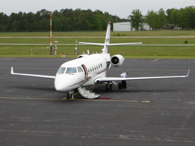 IAI Gulfstream G200 (N727QS)