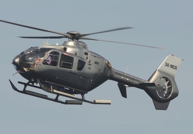 Eurocopter EC-635 (3A-MCR)