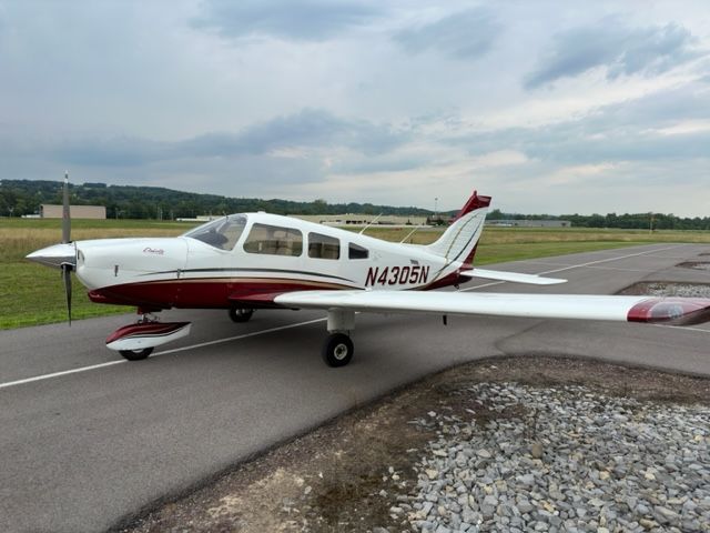 Piper Cherokee (N4305N)