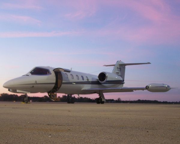 Learjet 35 (N352TV) - Was picking up David Garrard after he visited Greenville/ECU (his alma mater) on the Jags bye weekend