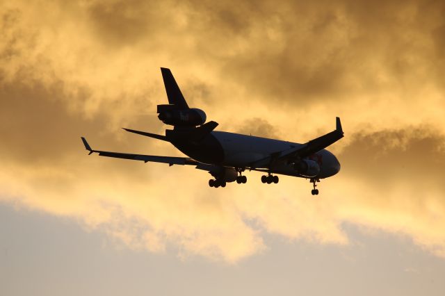 Boeing MD-11 (N615FE)