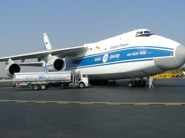 Antonov An-124 Ruslan (RA-82079)