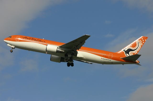 Airbus A330-300 (VH-OGL) - 3 were painted in this scheme