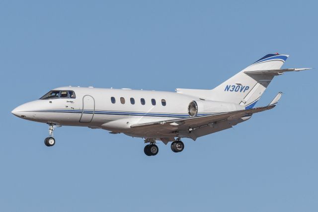 Hawker 800 (N30VP)