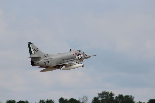 SINGAPORE TA-4 Super Skyhawk (N148609)