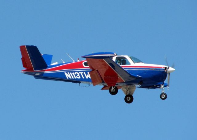 Beechcraft 35 Bonanza (N113TW) - 1973 Beech V35B landing at Shreveport's Downtown Airport. A beautiful V-Tail!