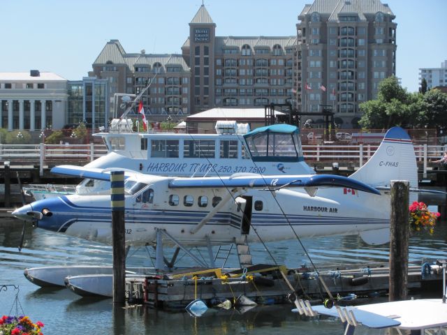 De Havilland Canada DHC-3 Otter (C-FHAS)