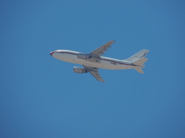 N4551 — - Spanish Airforce A310-304 climbing out of Valencia Airport, Spain on a clear, sunny day. 31.07. 2013