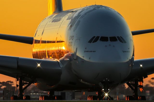 Airbus A380-800 (A6-EEP)