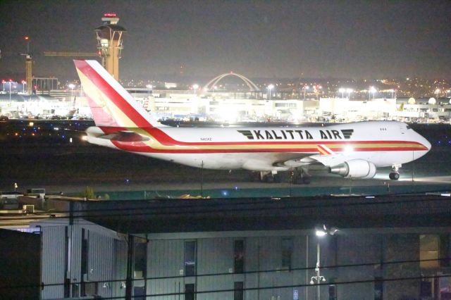 Boeing 747-400 (N403KZ)