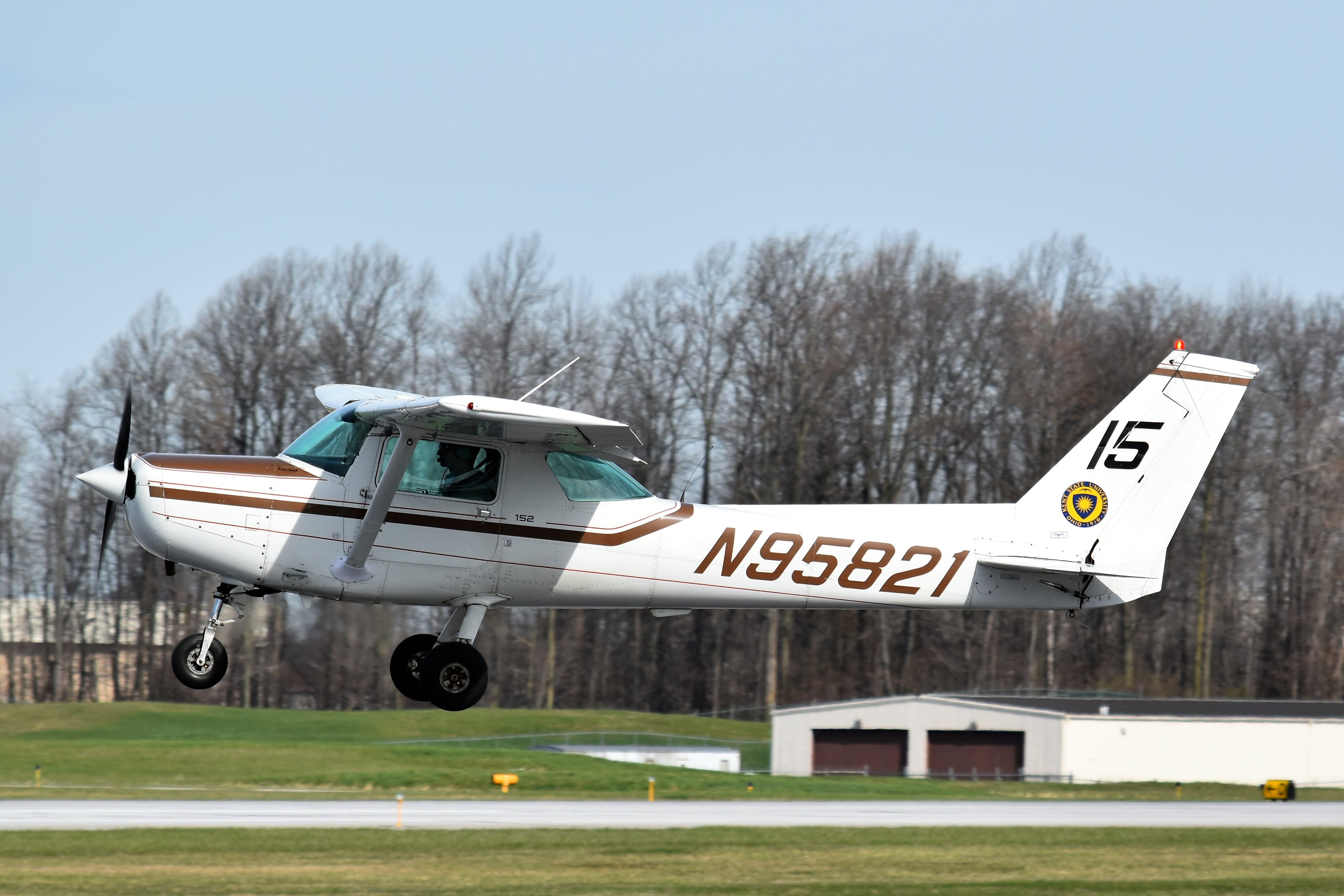 Cessna 152 (N95821)