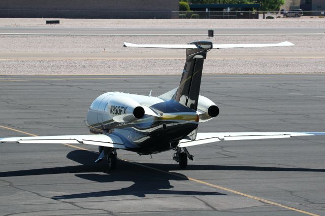 Embraer Phenom 300 (N330FX)