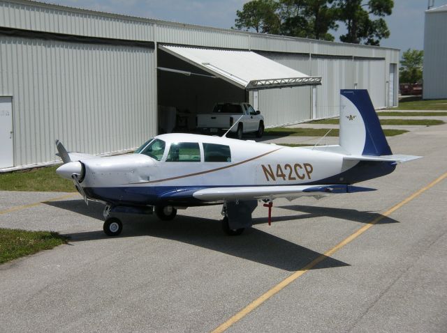 Mooney M-20 (N42CP)