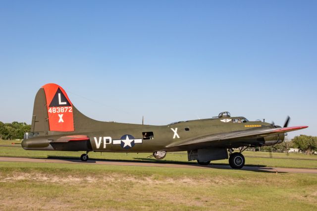 NL7227C — - Texas Raiders B-17G at Houston airshow April 14, 2019