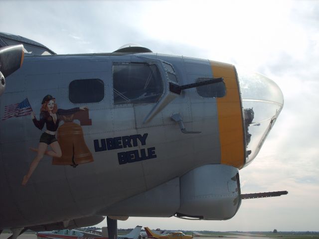 Boeing B-17 Flying Fortress (N390TH)