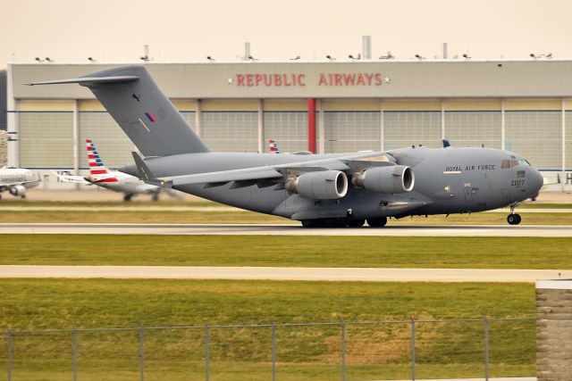 Boeing Globemaster III (ZZ-177) - First visit of an RAF C-17 to IND to the bet of my knowledge. This aircraft is somewhat of a significant aircraft in terms of playing a small part of history by carrying Queen Elizabeths Body from Scotland back to England. Shown here departing 5-L on 11-15-22 bound for BZZ.