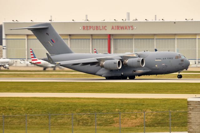 Boeing Globemaster III (ZZ177) - First visit of an RAF C-17 to IND to the bet of my knowledge. This aircraft is somewhat of a significant aircraft in terms of playing a small part of history by carrying Queen Elizabeths Body from Scotland back to England. Shown here departing 5-L on 11-15-22 bound for BZZ.