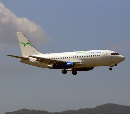 Boeing 737-200 (YV513T)