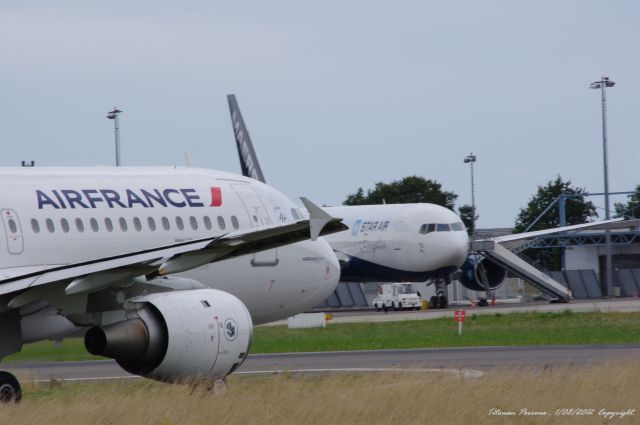 Airbus A320 (F-GHQM)
