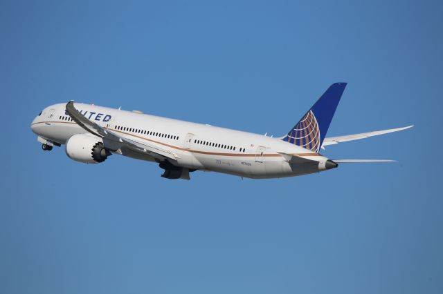 Boeing 787-9 Dreamliner (N27959)