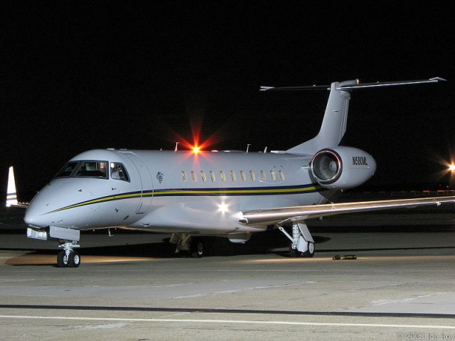 Embraer ERJ-135 (N580ML) - 5/25/2008.