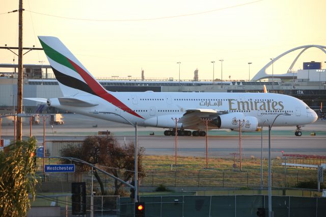 Airbus A380-800 (A6-EVF)