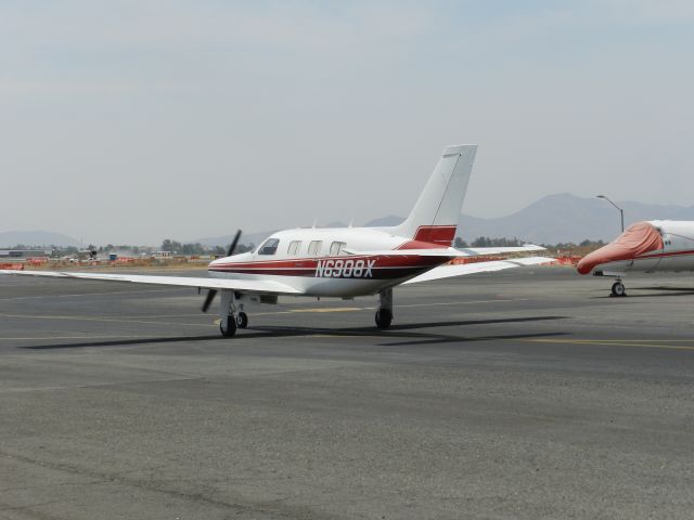 Piper Malibu Mirage (N6908X)