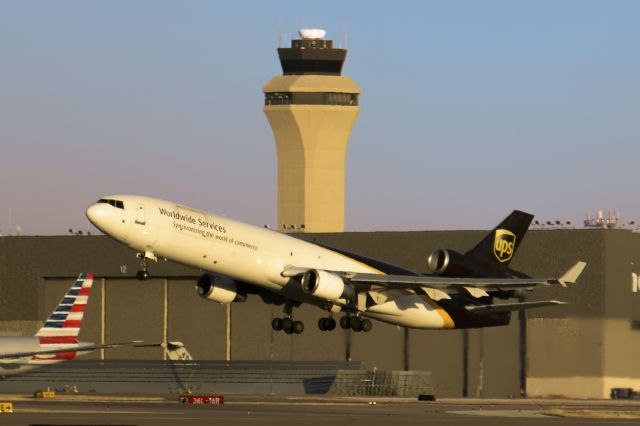 Boeing MD-11 (N280UP)